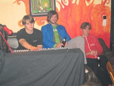 April'05-010.jpg_t400.jpg